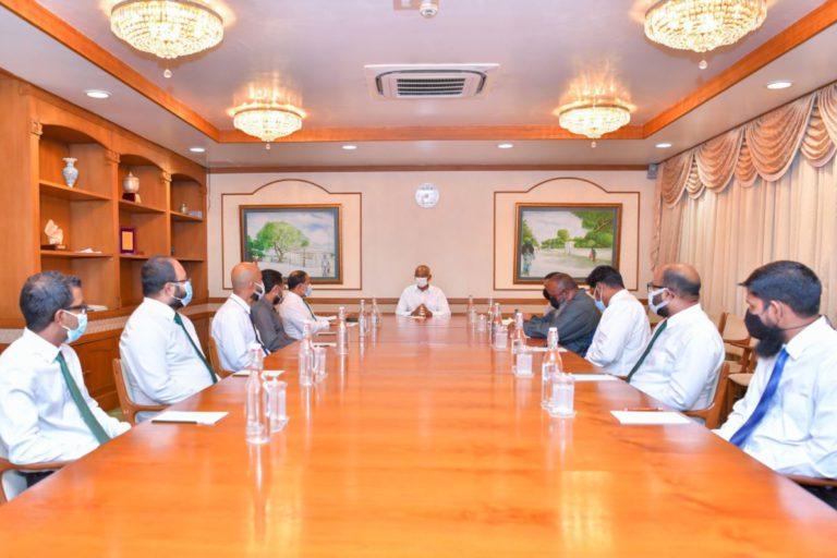 026 raees އަދާލަތު ޕާޓީން ރައީސް ސޯލިހާއި ބައްދަލުކުރެއްވުން