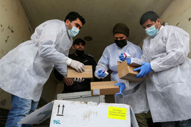 އިޒްރާއީލުން ފަލަސްތީނަށް ހަދިޔާކުރި މުއްދަތު ހަމަވެފައިވާ ވެކްސިންތައް އަނބުރާ ފޮނުވާލައިފި