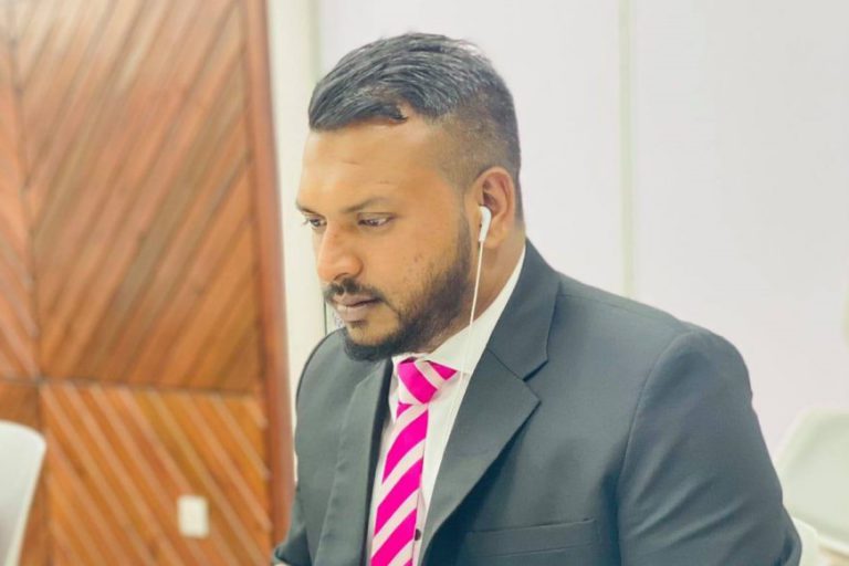 040 nareesh މާލެ ސިޓީގެ ޑެޕިއުޓީ މޭޔަރަކަށް ނަރީޝް