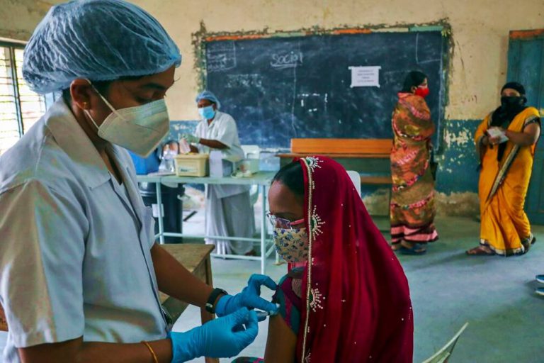 އިންޑިއާގައި ވެކްސިން ދިނުމަށް އާ އުސޫލުތަކެއް އެކުލަވާލައިފި