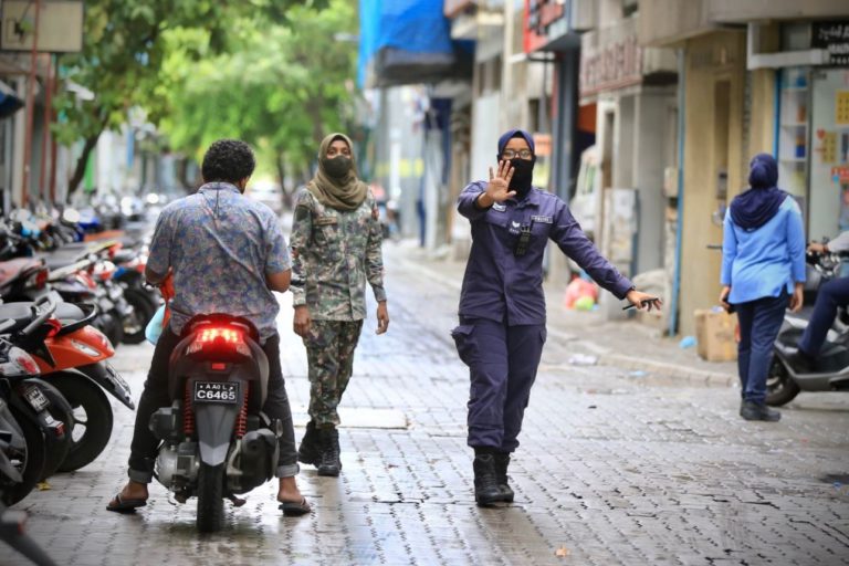 074 police މާލޭގެ މަގުމަތި ބެލެހެއްޓުމުގައި ފުލުހުންނާއި ސިފައިން ހަރަކާތްތެރިވަނީ