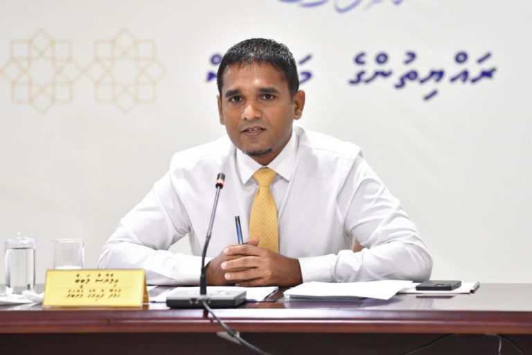 088 ilyas މެމްބަރު އިލިޔާސް ލަބީބު މަޖިލިސް އިންކުއަރީގައި
