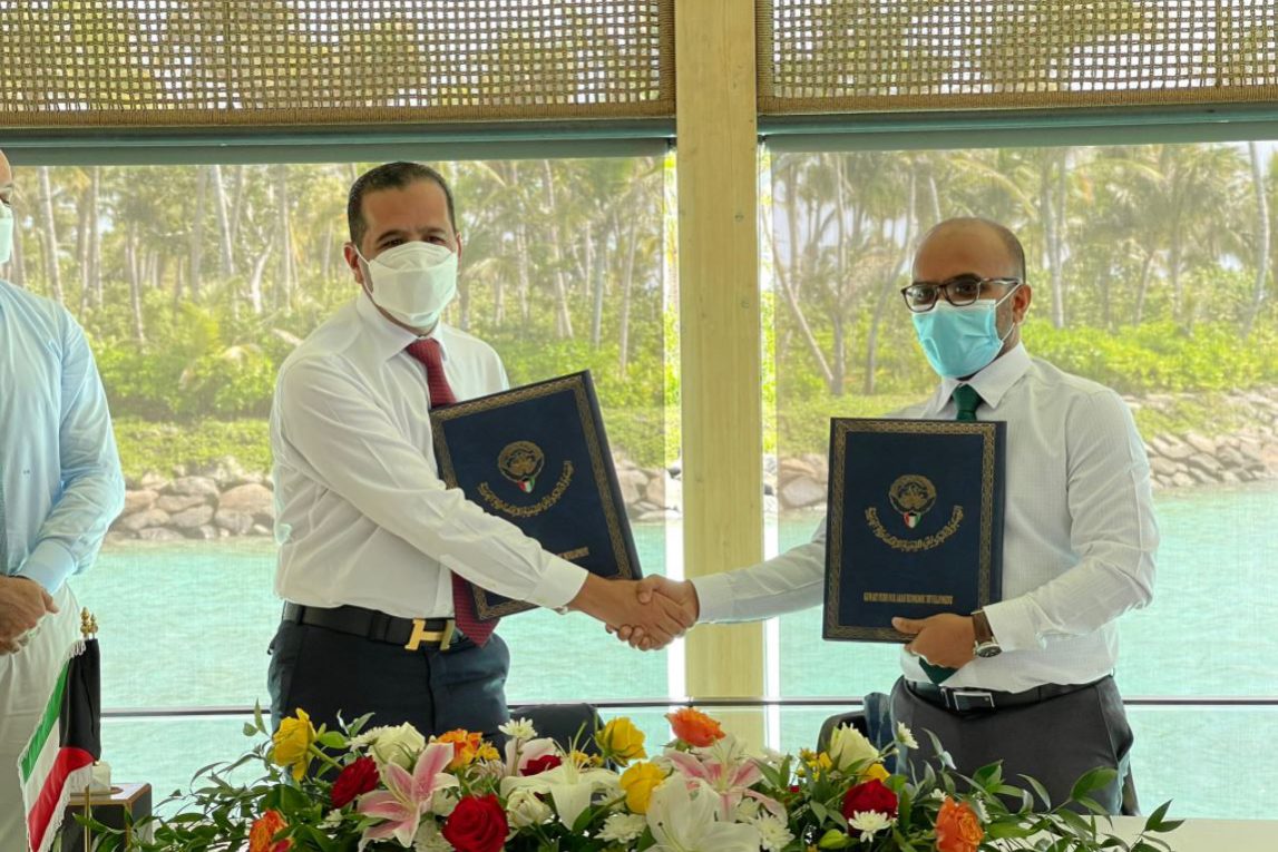 010 finance ވީއައިއޭ ތަރައްގީކުރަން ކުވައިތު ފަންޑުން ފައިސާ ދިނުމުގެ އެއްބަސްވުމުގައި ސޮއިކުރުން