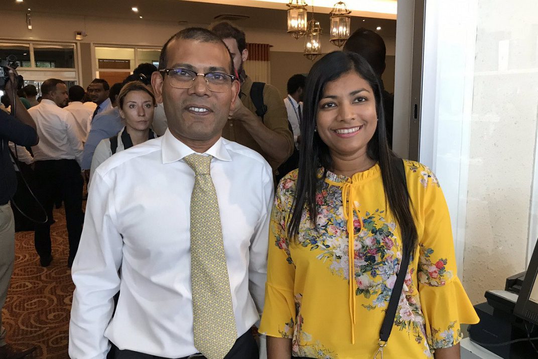 ރައްޔިތުންގެ މަޖިލީހުގެ ރައީސް މުހައްމަދު ނަޝީދާއި މެމްބަރު ރޮޒައިނާ