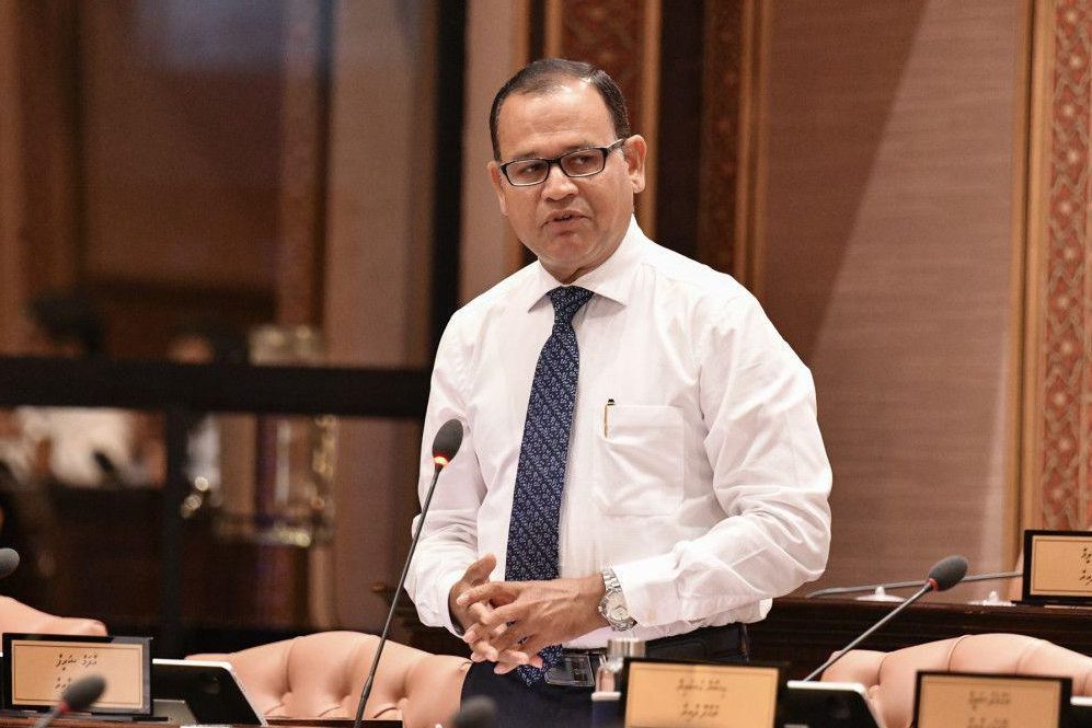 މަޑުއްވަރީ ދާއިރާގެ މެންބަރު އާދަމް ޝަރީފް އުމަރު