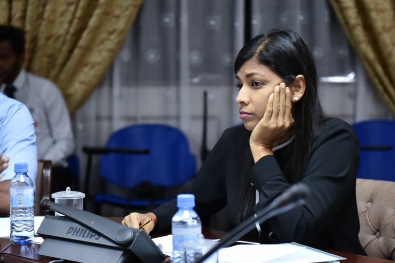 078 rozaina މީދޫ ދާއިރާގެ މެމްބަރު ރޮޒައިނާ އާދަމް