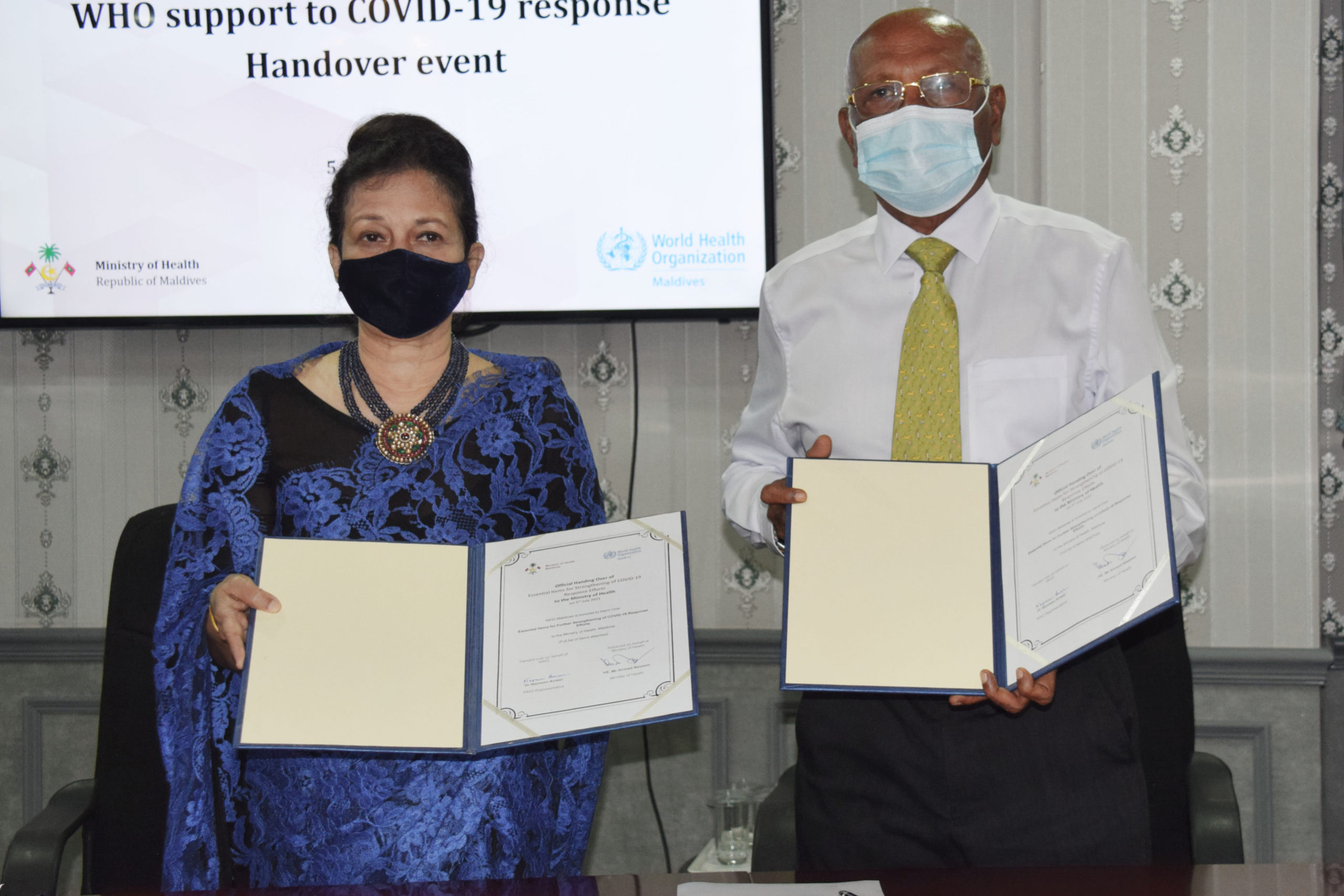 ސިއްހީ ދާއިރާއަށް ބޭނުންވާ ސާމާނު ޑަބްލިއުއެޗްއޯއިން ހަދިޔާ ކުރުން