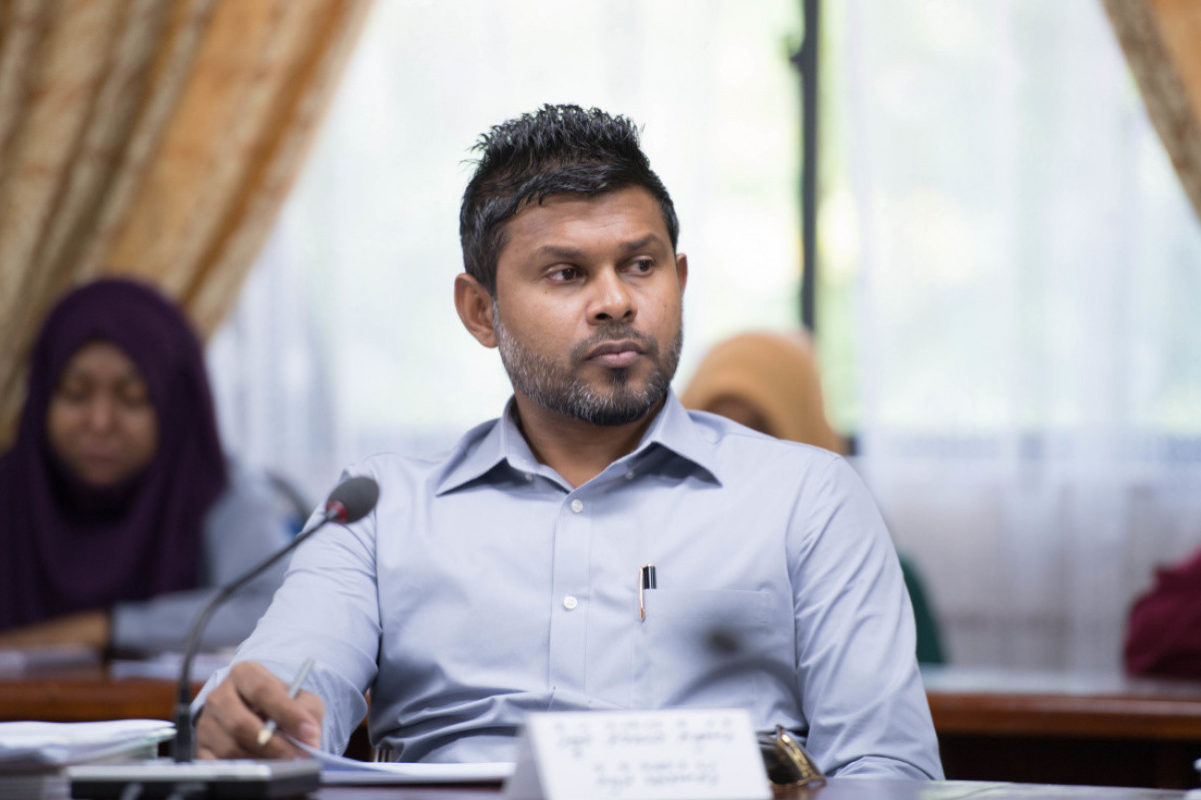 މެމްބަރު ހުސައިން މުހައްމަދު ލަތީފު (ސެމްބެ)