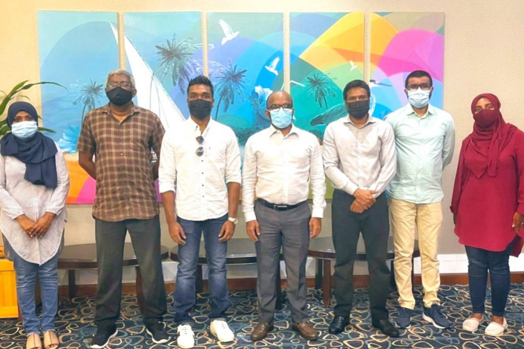 މިނިސްޓަރު އަމީރު ޔޫއޭއީއަށް ފުރާވަޑައިގެންނެވުމުގެ ކުރިން | ފޮޓޯ: ފިނޭންސް މިނިސްޓްރީ