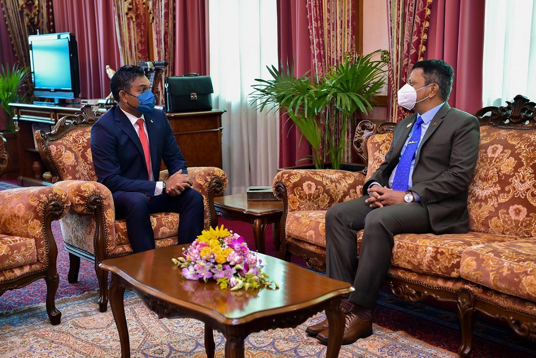 053 raees office ނައިބު ރައީސް ފައިސަލް ނަސީމް ބަންގްލަދޭޝް ސަފީރާއި ބައްދަލުކުރައްވަނީ