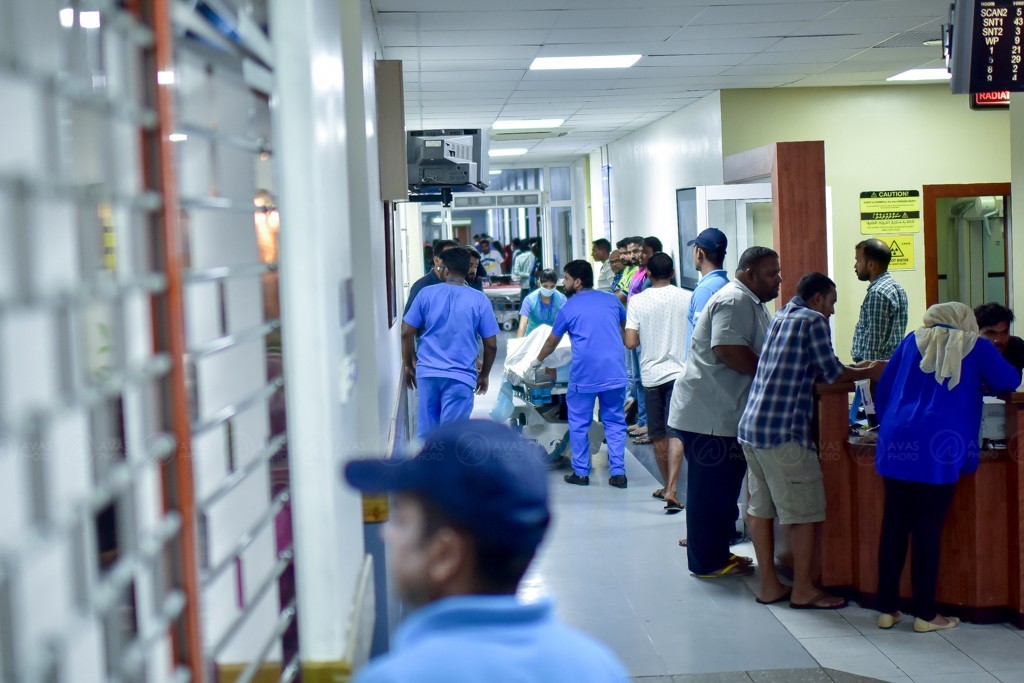 big_xGSNDucx3jR0rYy ސިއްހީ ހިދުމަތްތެރިން މަސައްކަތުގައި(ފޮޓޯ: އަވަސް.އެމްވީ)