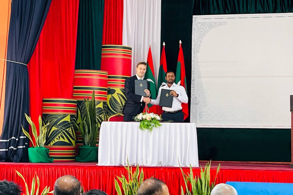 large_170857726253537y