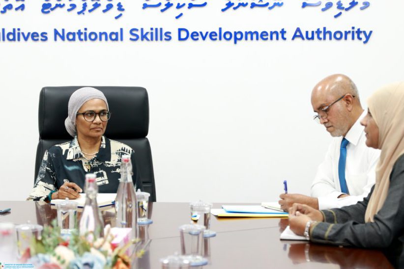 GALXuTAaMAAlNIz-2-1-850x548