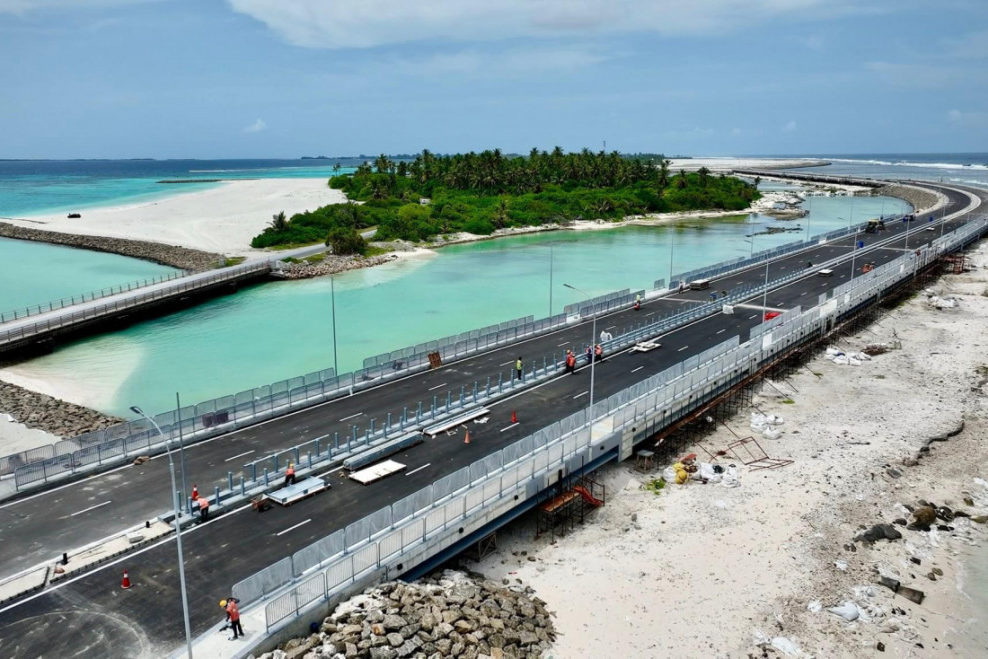 big_cUvEMdzPpeud6pNs90mYznSvW