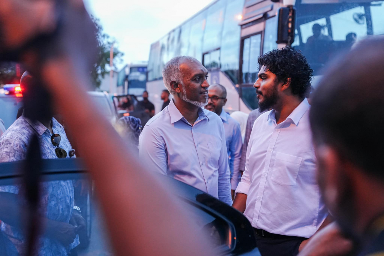 large_174072444620S4hF