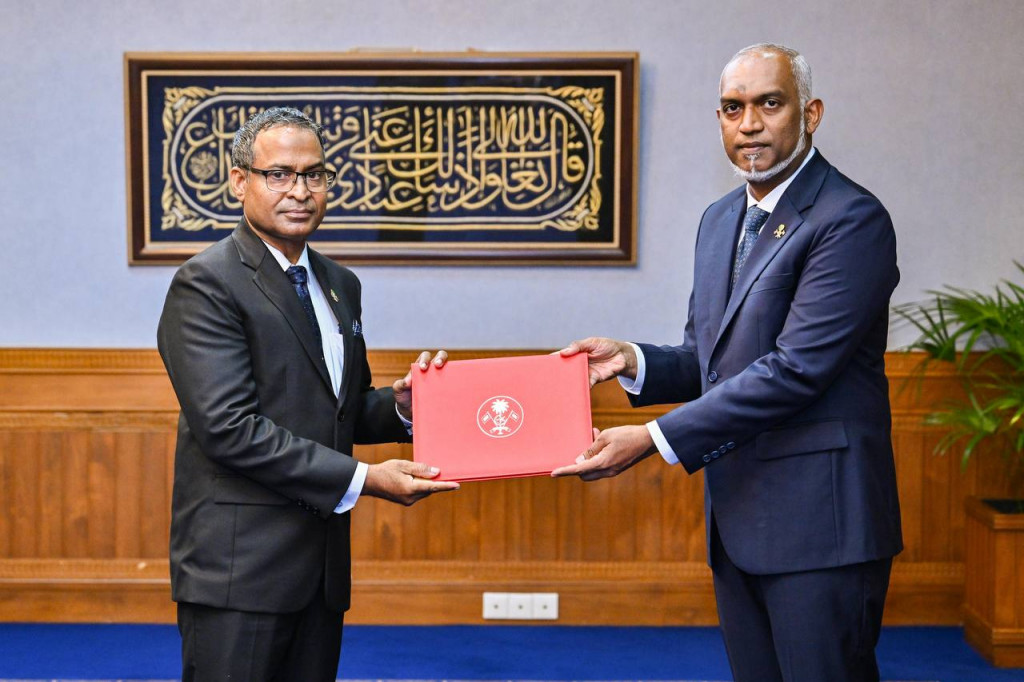 big_3tImIq8lWVRynGGaySfybQ2Q7